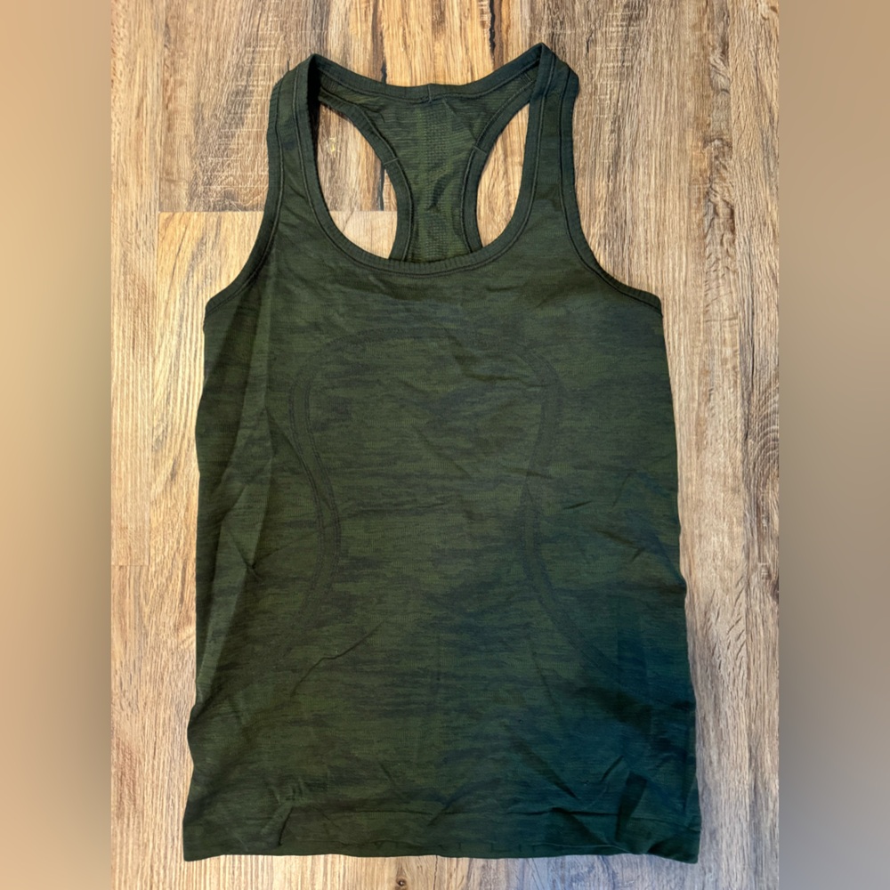 Lululemon Swifty Tech Racerback Tank/ Size 4/6